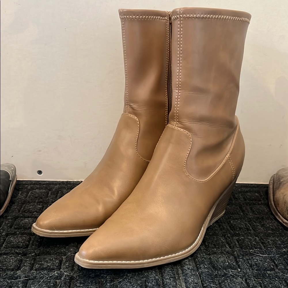 Women's Tan Leather Ankle Boots